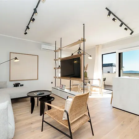 Apartment Sea Breeze Bliss